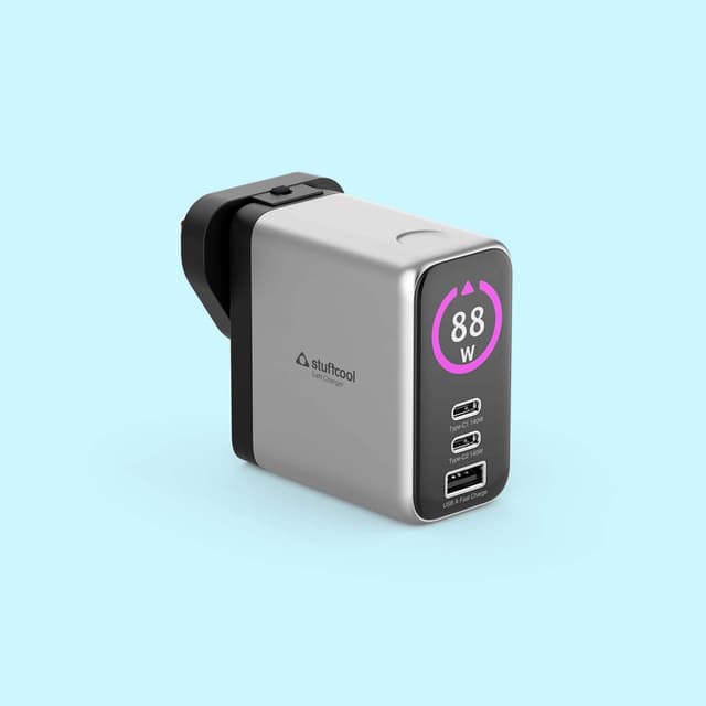 Stuffcool Nomad Pro 140W Travel Charger